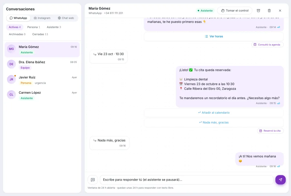 Panel de control con la conversación de una paciente y la cita que reservó el asistente